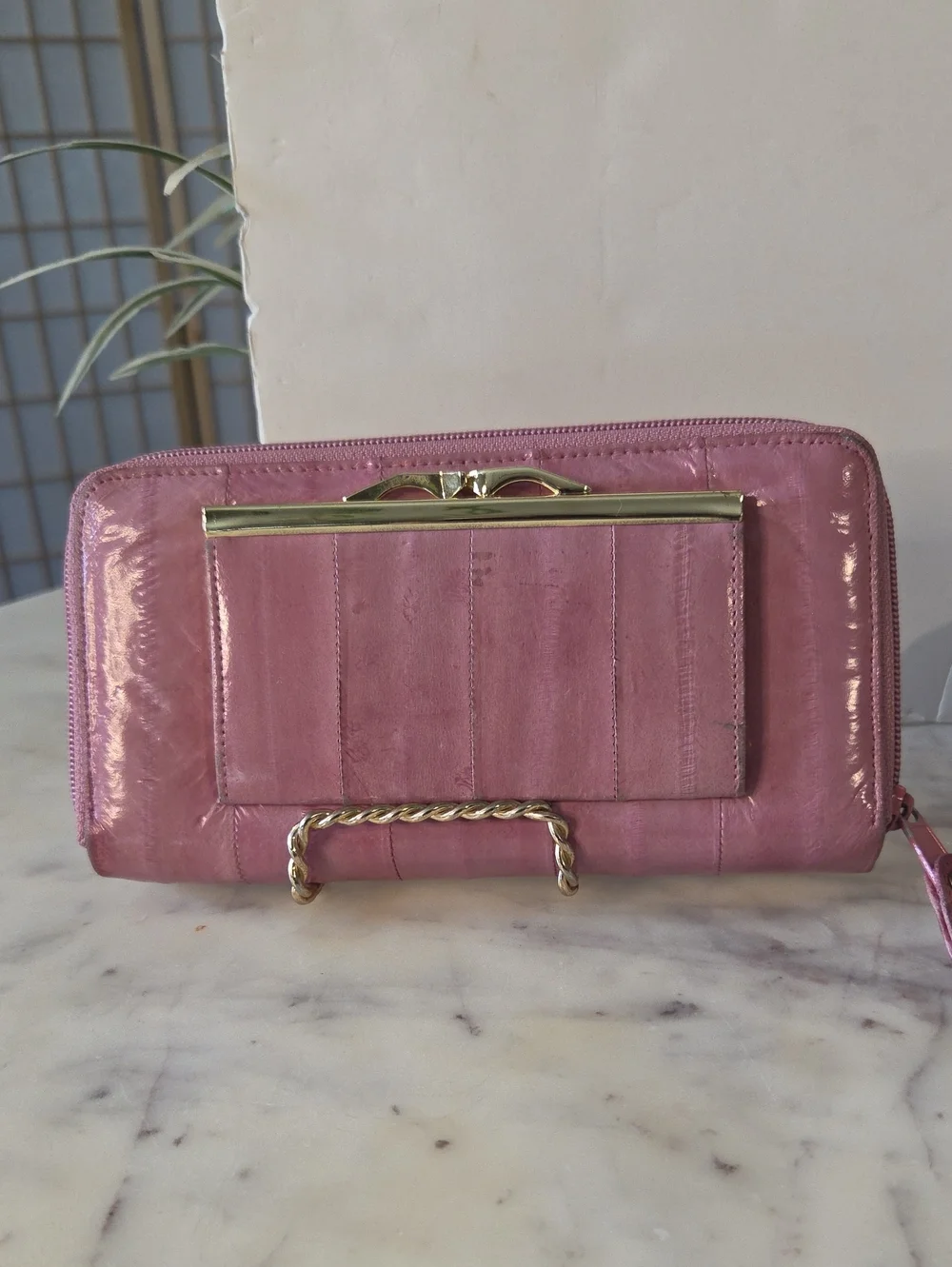 E Skin Pink Women's Zip Wallet Clutch